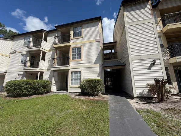 $1,400 | 1940 Lake Atriums Circle, Unit 110, Orlando, FL 32839