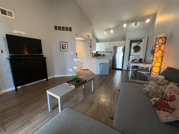 $1,400 | 1940 Lake Atriums Circle, Unit 110, Orlando, FL 32839