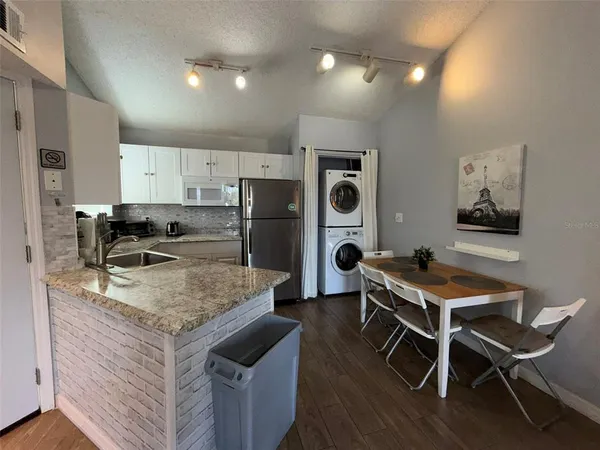 $1,400 | 1940 Lake Atriums Circle, Unit 110, Orlando, FL 32839