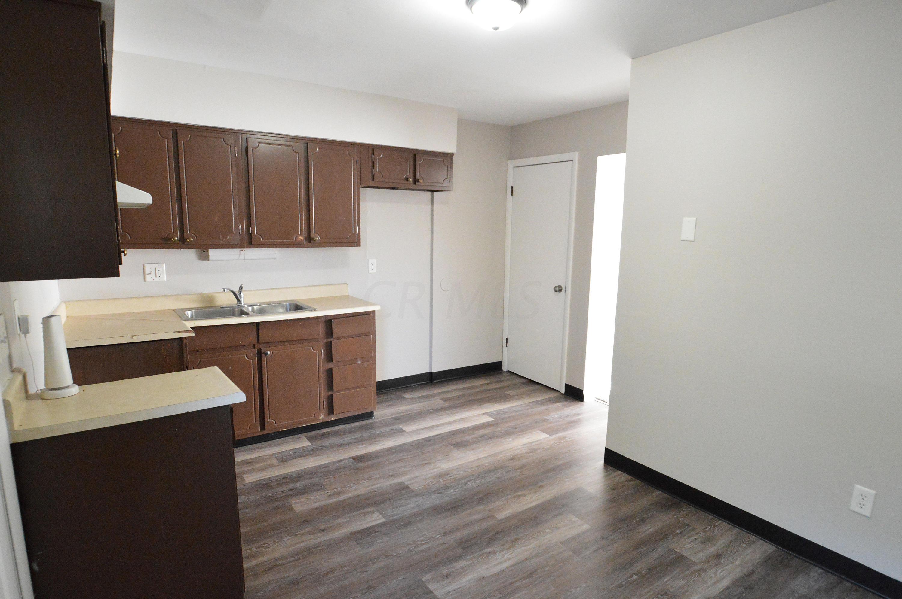 391 Barnett Road Columbus, OH 43213 - Photo 10 of 20 Gallery Image 10