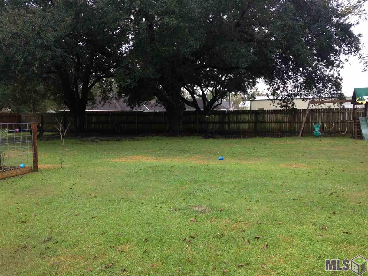 4152 Foret Street Addis, LA 70710 - Photo 6 of 14 back yard