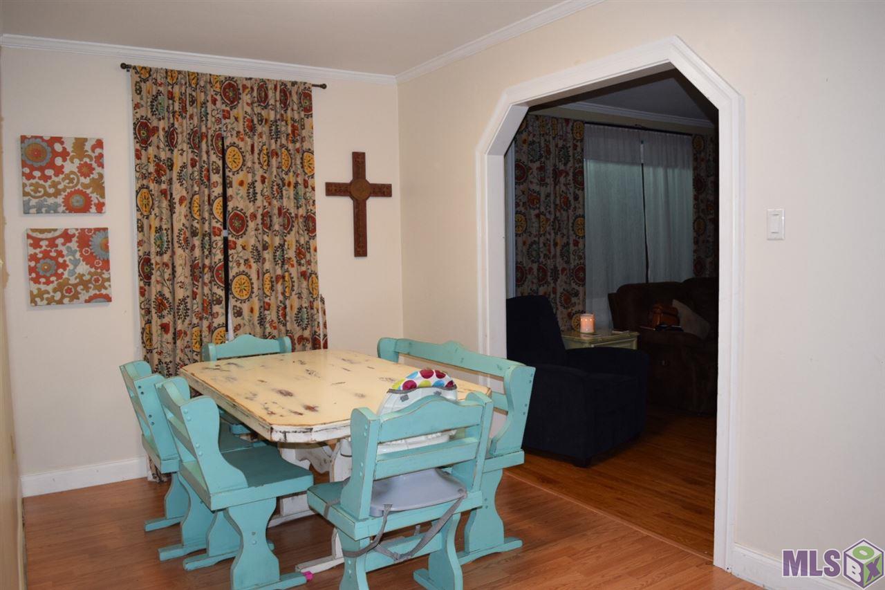 4152 Foret Street Addis, LA 70710 - Photo 9 of 14 breakfast area