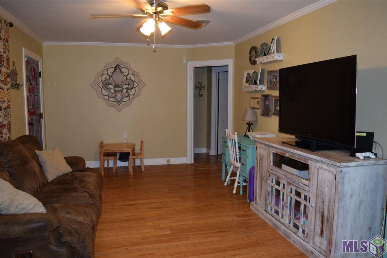 4152 Foret Street Addis, LA 70710 - Photo 10 of 14 living room