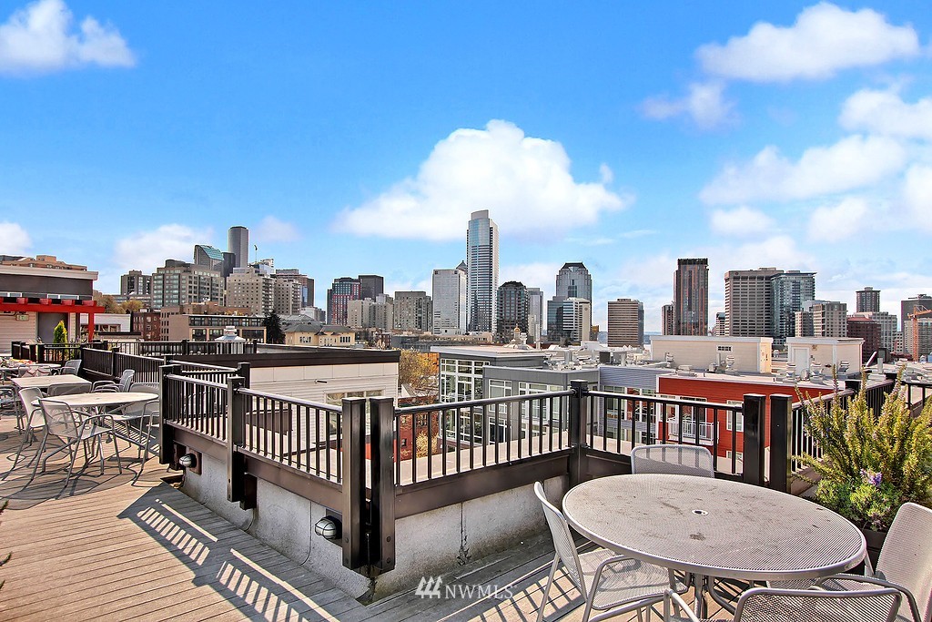 1610 Belmont Avenue, Unit 606 Seattle, WA 98122 - Photo 2 of 20