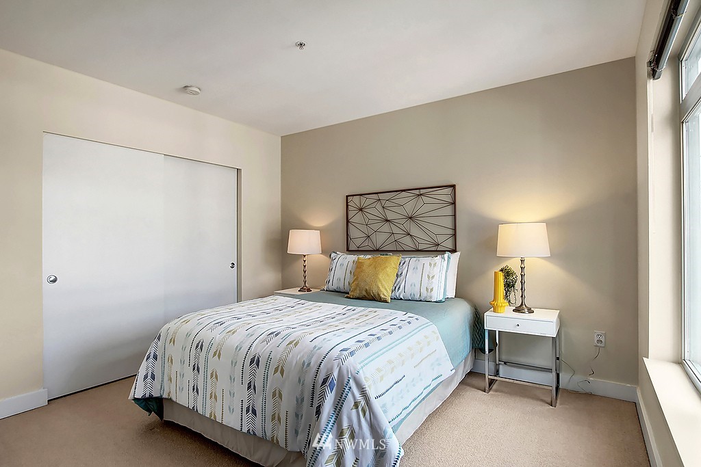 1610 Belmont Avenue, Unit 606 Seattle, WA 98122 - Photo 12 of 20