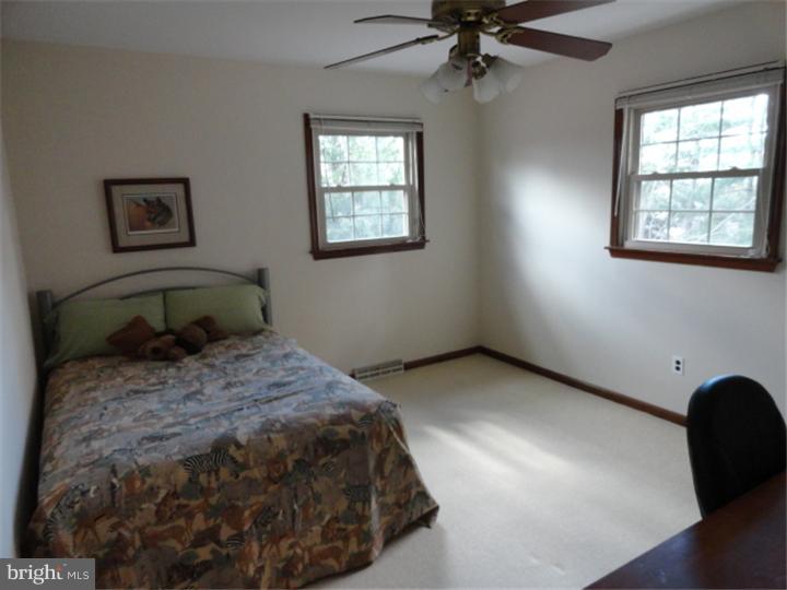 935 Roeloffs Road Yardley, PA 19067 - Photo 7 of 13 Gallery Image 7