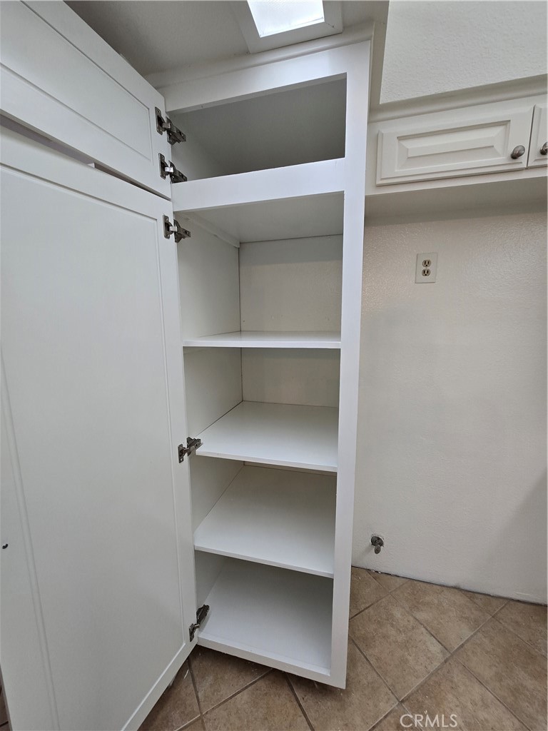 783 Grayling Costa Mesa, CA 92626 - Photo 6 of 25 a view of room