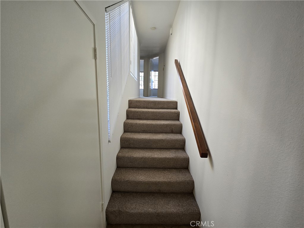 783 Grayling Costa Mesa, CA 92626 - Photo 7 of 25 a view of entryway