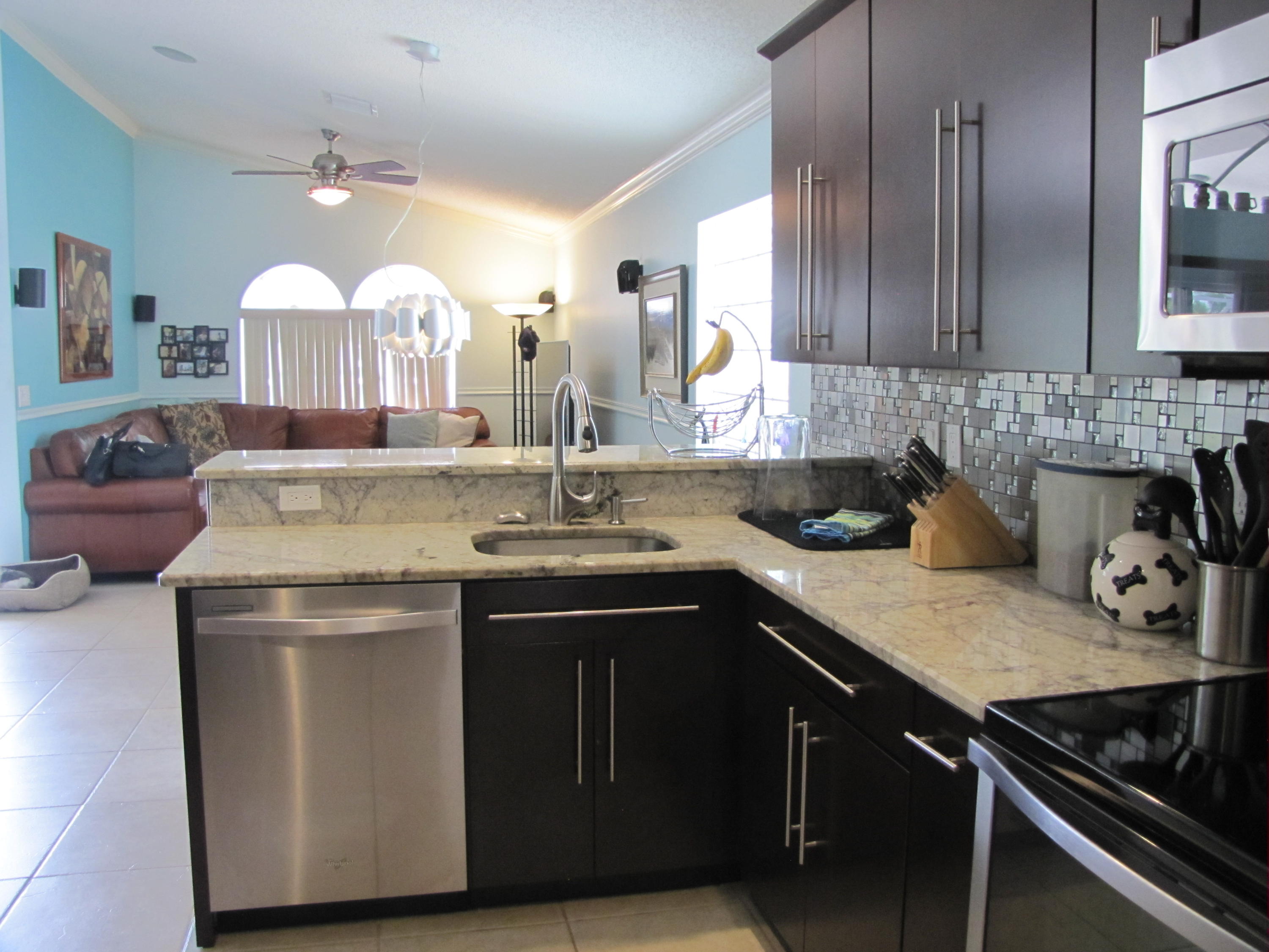 1803 Barnstable Road Wellington, FL 33414 - Photo 11 of 44 IMG_4869
