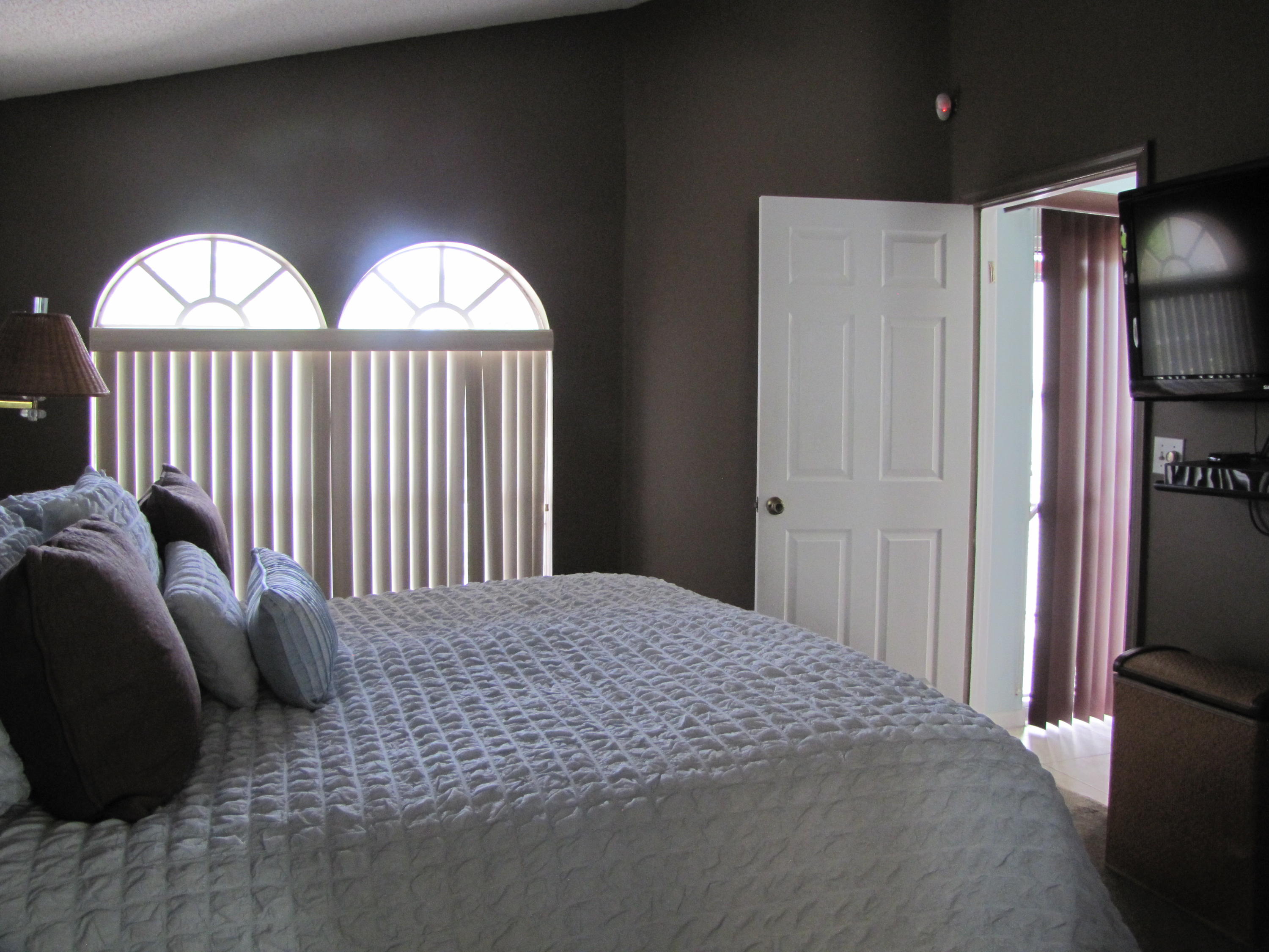 1803 Barnstable Road Wellington, FL 33414 - Photo 25 of 44 IMG_4875