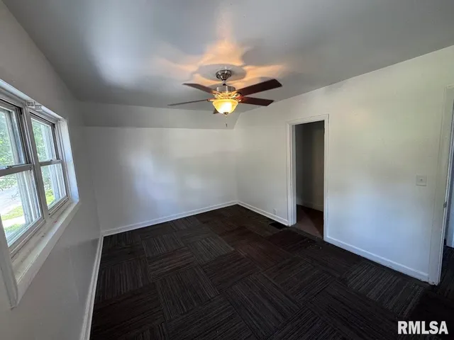 $60,000 | 410 East Thrush Avenue, Peoria, IL 61603