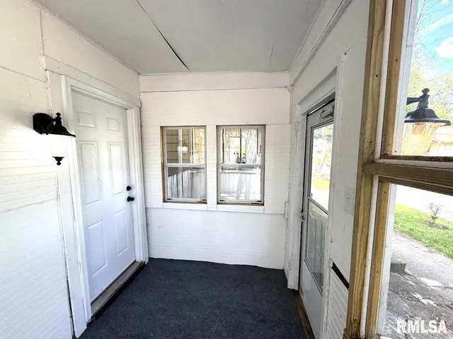 $60,000 | 410 East Thrush Avenue, Peoria, IL 61603