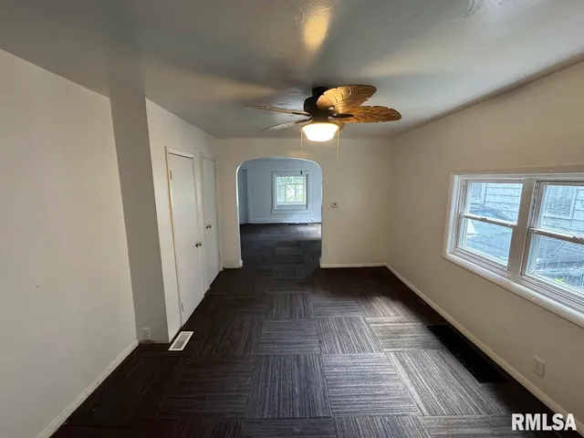 $60,000 | 410 East Thrush Avenue, Peoria, IL 61603