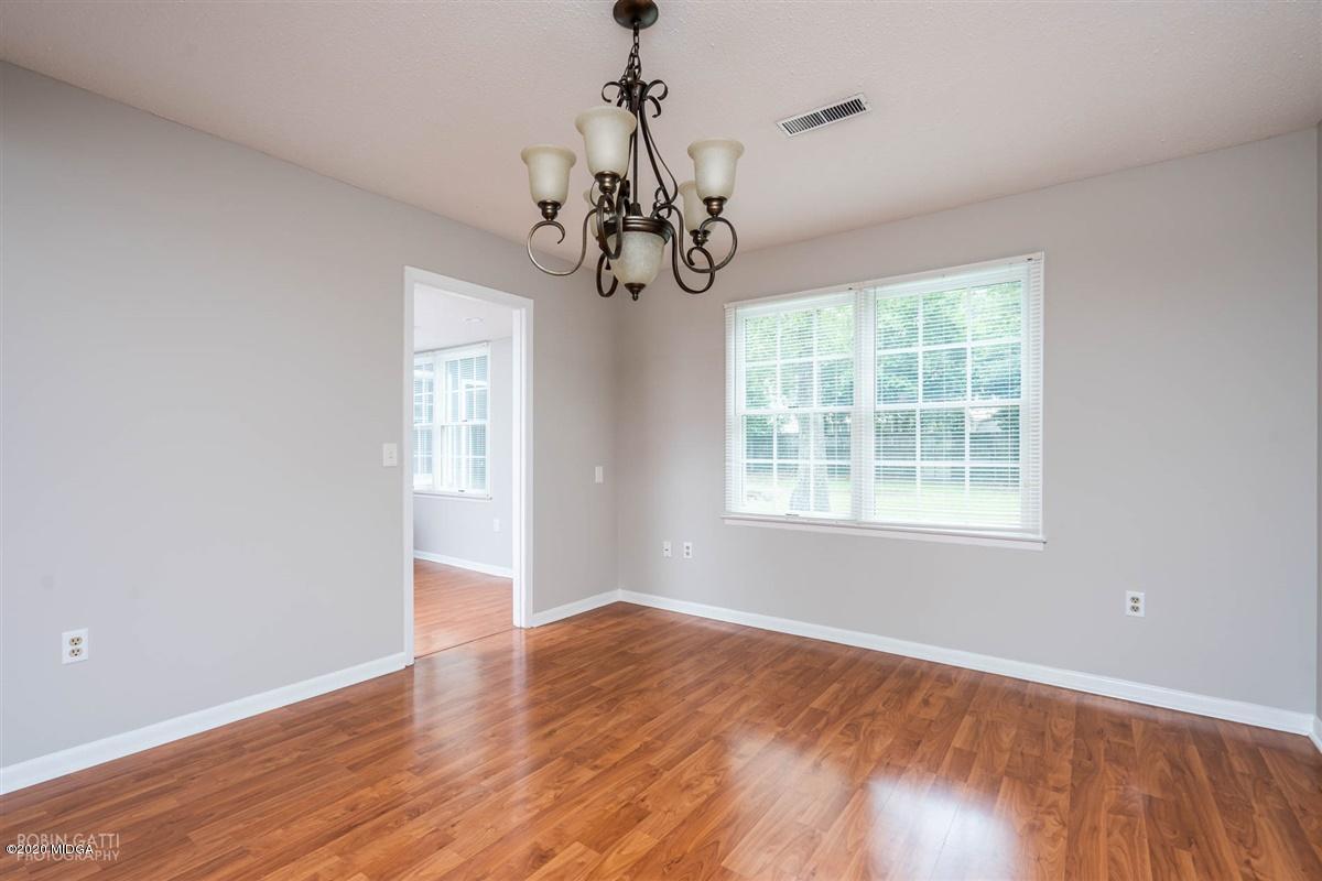 1302 Leverette Road Warner Robins, GA 31088 - Photo 8 of 33 14-DSC03621