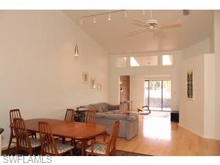 4050 Crayton Road, Unit 3 Naples, FL 34103 - Photo 4 of 7 Gallery Image 4