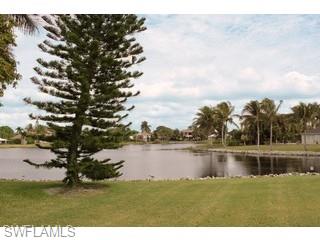 4050 Crayton Road, Unit 3 Naples, FL 34103 - Photo 5 of 7 Gallery Image 5