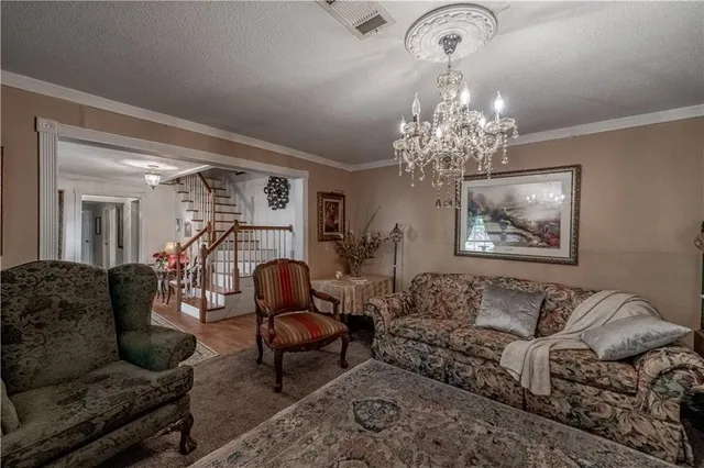 $294,000 | 110 Twin Bridges Road, Alexandria, LA 71303