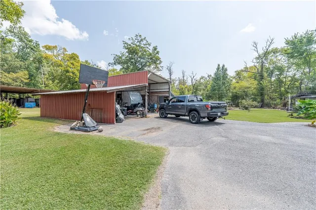 $294,000 | 110 Twin Bridges Road, Alexandria, LA 71303