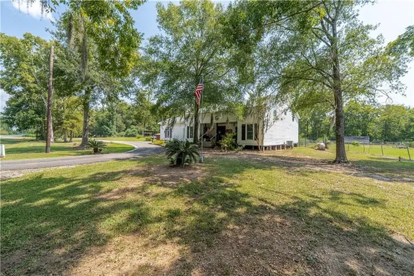 $280,000 | 110 Twin Bridges Road, Alexandria, LA 71303