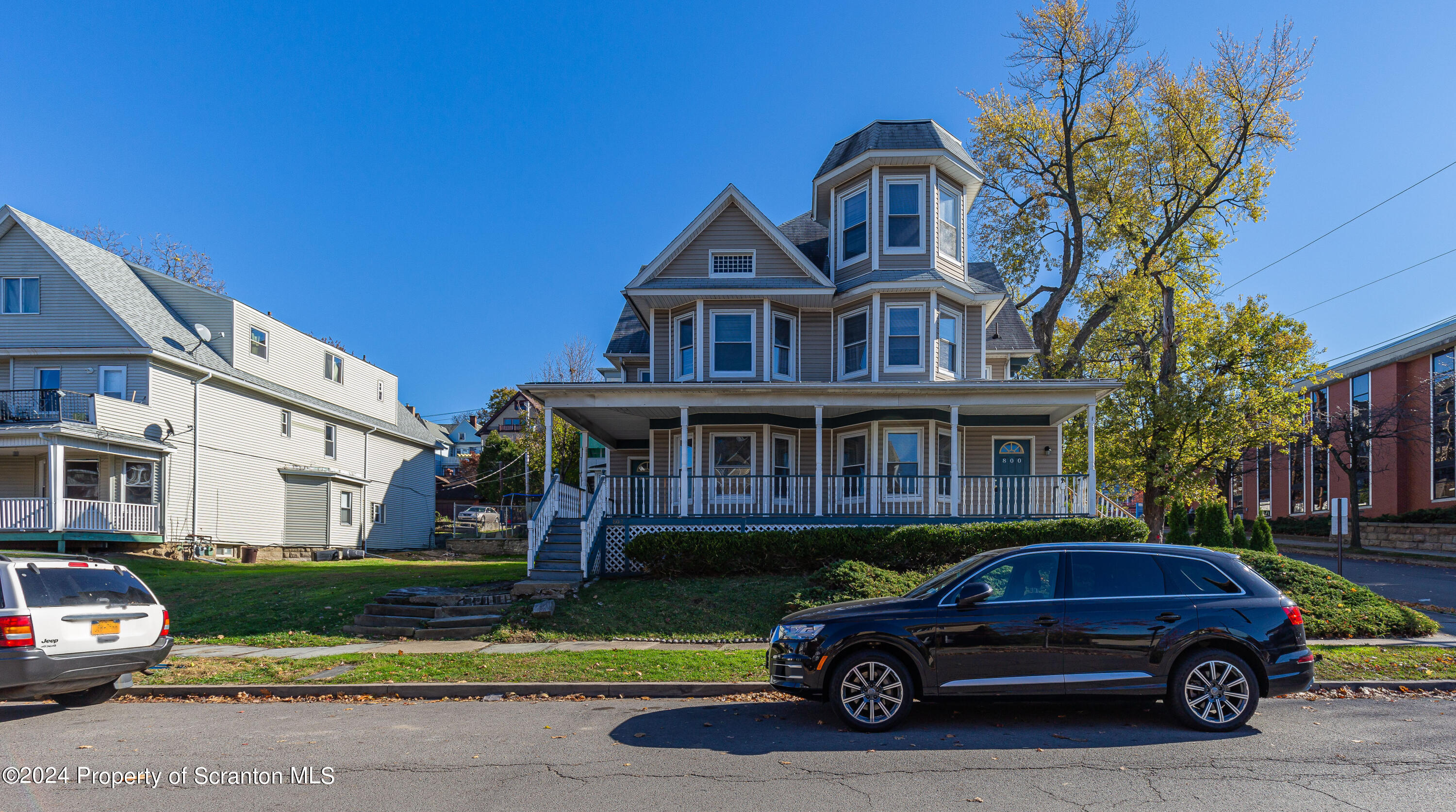 800 Quincy Avenue Scranton, PA 18510 - Photo 11 of 23 a car parked in front of a house