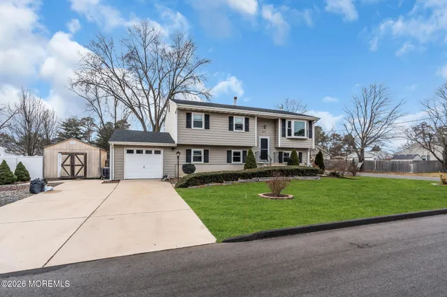 $3,500 | 613 Champlain Street, Toms River, NJ 08757