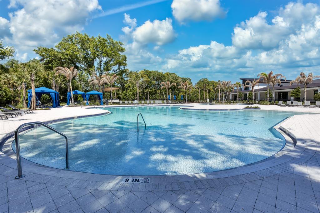 1241 Trident Loop DeLand, FL 32724 - Photo 4 of 60