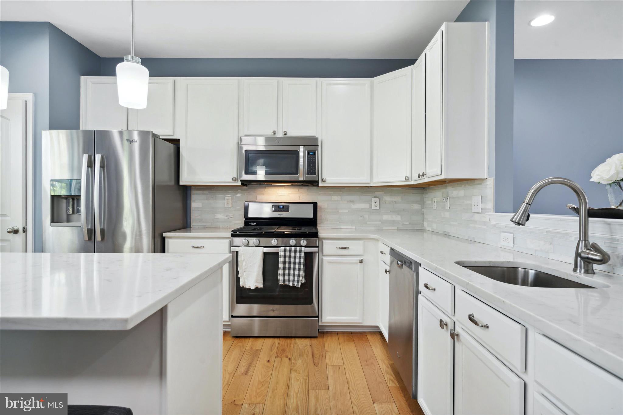 154 Carters Mill Road Trevose, PA 19053 - Photo 3 of 26