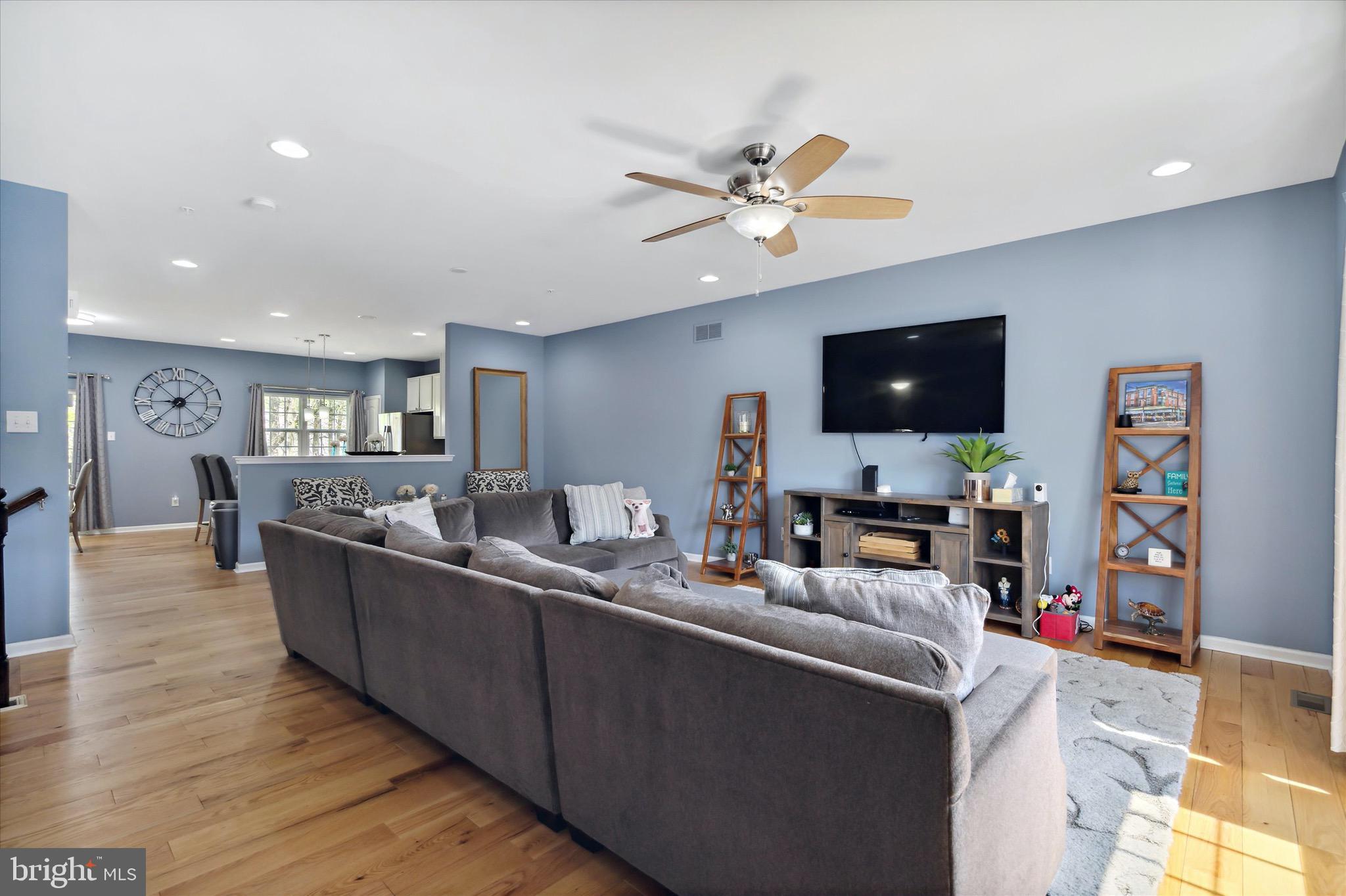 154 Carters Mill Road Trevose, PA 19053 - Photo 6 of 26