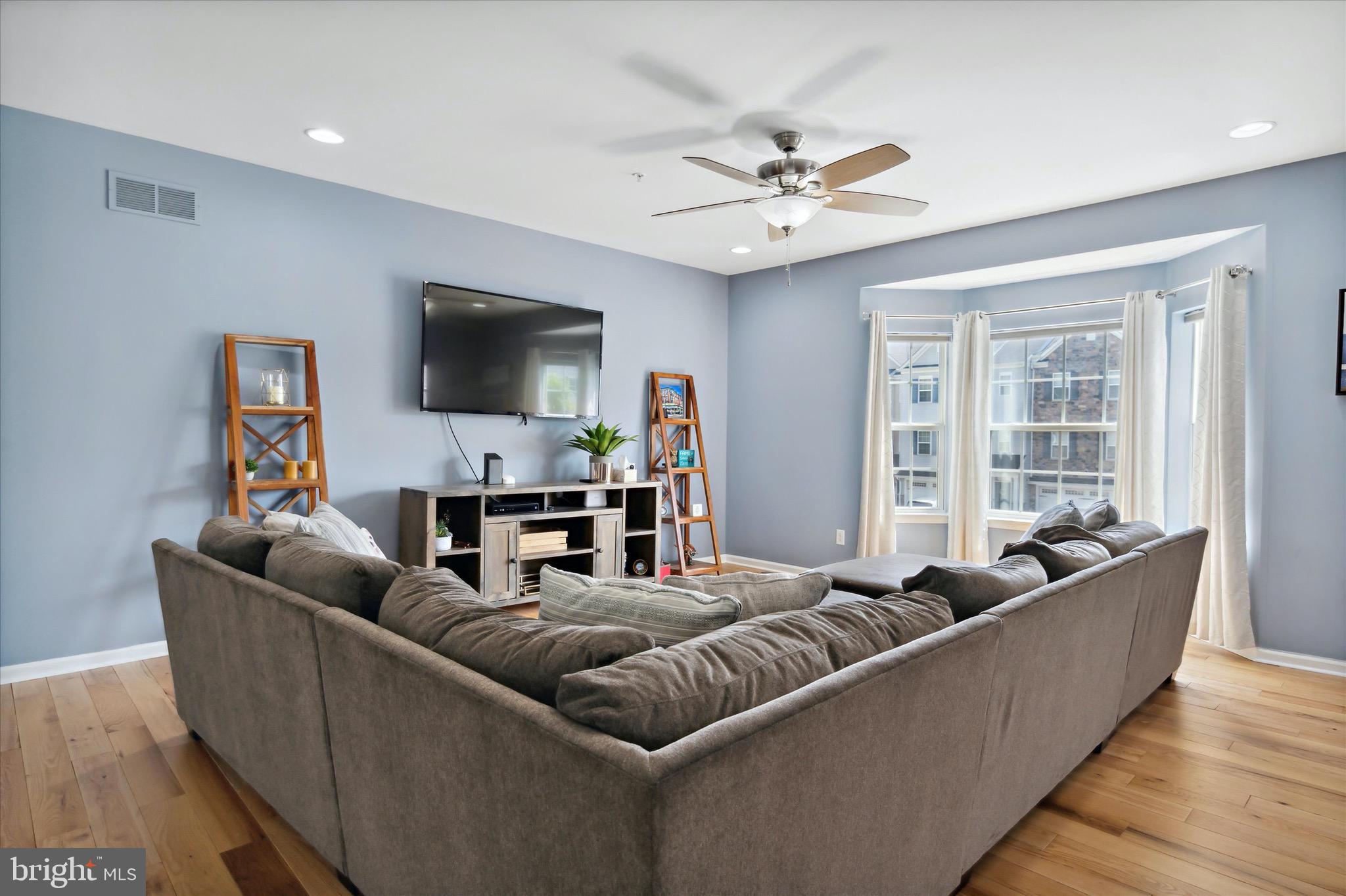 154 Carters Mill Road Trevose, PA 19053 - Photo 7 of 26