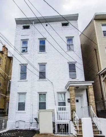 $1,800 | 544 River Street, Paterson, NJ 07524