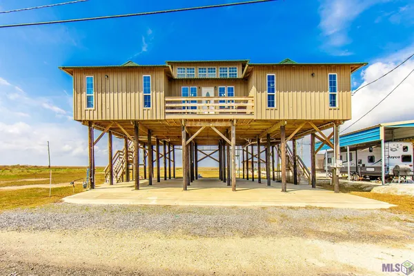 $625,000 | 7764 Waterfront Drive, Chauvin, LA 70344