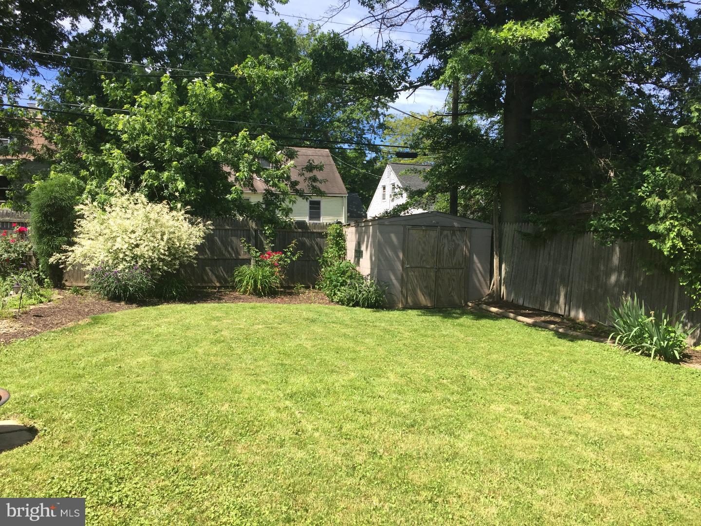 2318 Edwards Road Abington, PA 19001 - Photo 14 of 25 Back Yard