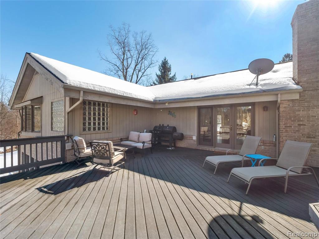 21311 Metroview Road Farmington Hills, MI 48335 - Photo 63 of 78