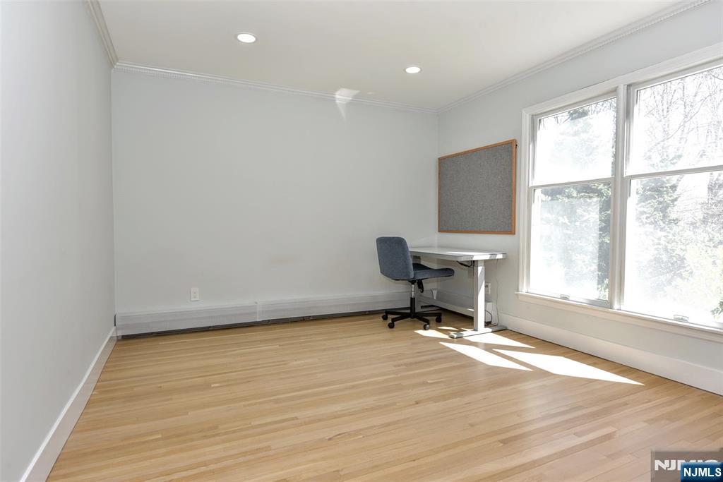 10 Knollwood Road Upper Saddle River, NJ 07458 - Photo 16 of 38