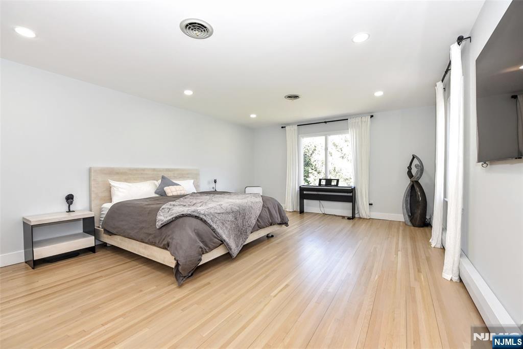 10 Knollwood Road Upper Saddle River, NJ 07458 - Photo 21 of 38