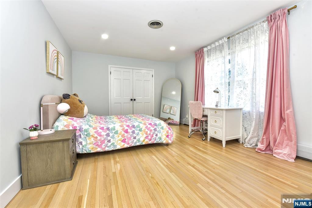 10 Knollwood Road Upper Saddle River, NJ 07458 - Photo 24 of 38