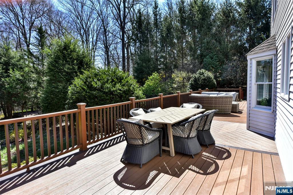 10 Knollwood Road Upper Saddle River, NJ 07458 - Photo 30 of 38