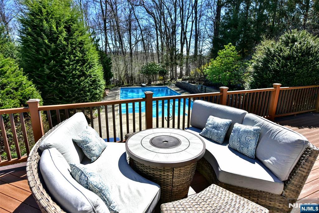 10 Knollwood Road Upper Saddle River, NJ 07458 - Photo 31 of 38