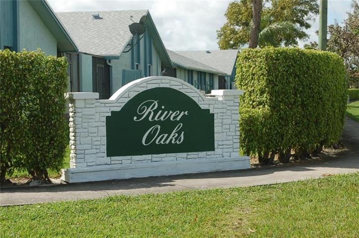23329 Southwest 61st Avenue, Unit B Boca Raton, FL 33428 - Photo 3 of 18 20180206002142165542000000-o