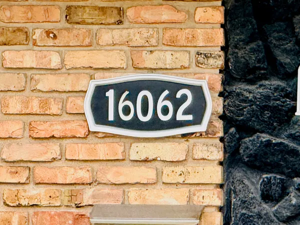 a close up of a street sign