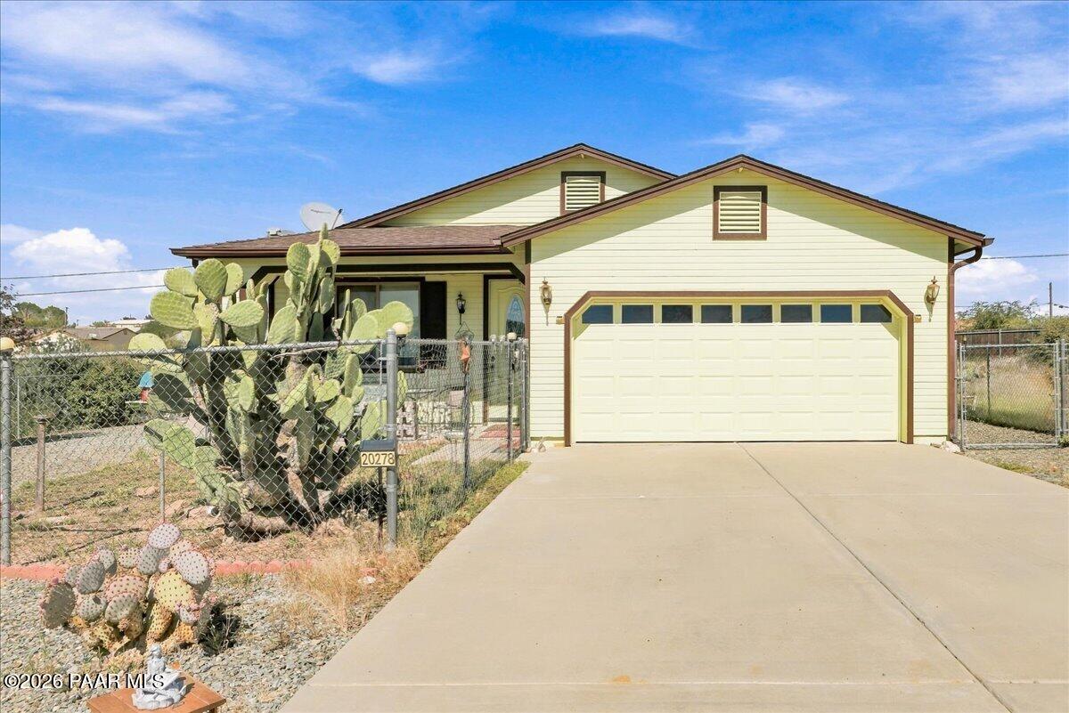 20278 East Antelope Road Mayer, AZ 86333 - Photo 15 of 25 Front