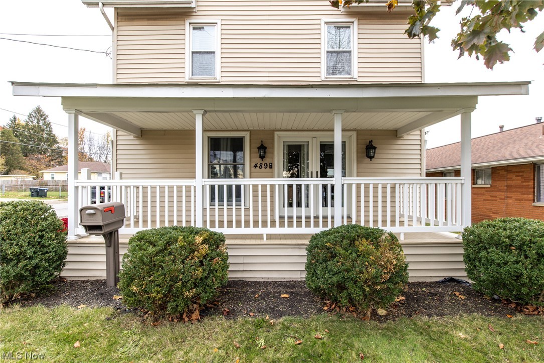 489 West Waterloo Road Akron, OH 44314 - Photo 2 of 20