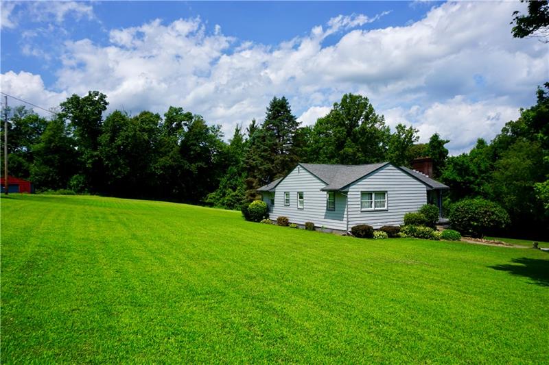 387 Enon Road Enon Valley, PA 16120 - Photo 2 of 18 Gallery Image 2