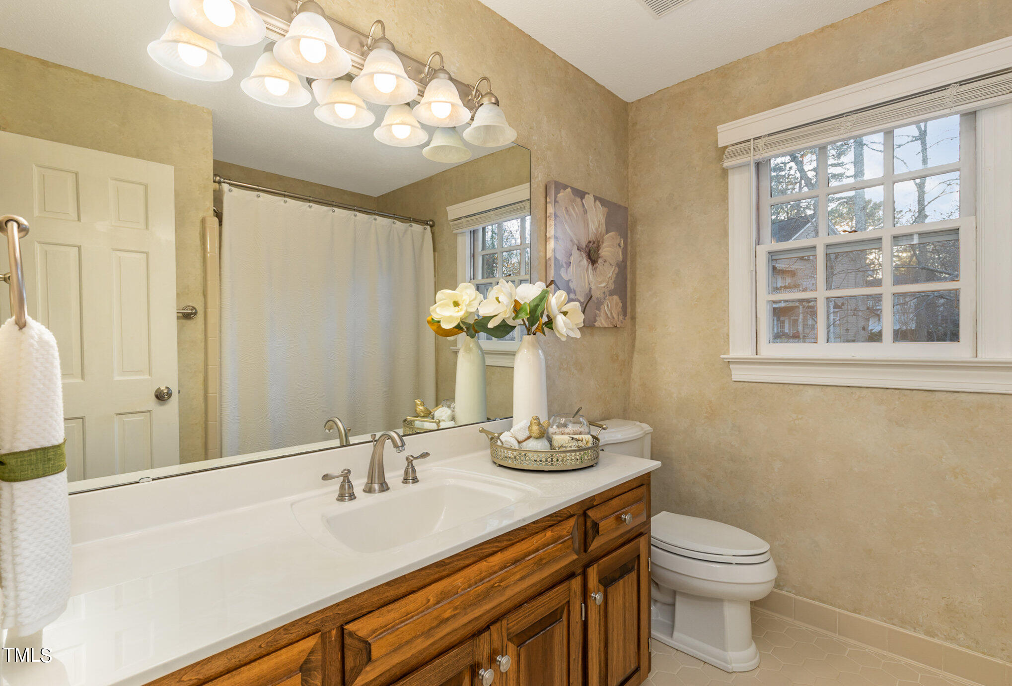 7905 Farnham Court Raleigh, NC 27615 - Photo 21 of 28 Guest Bathroom