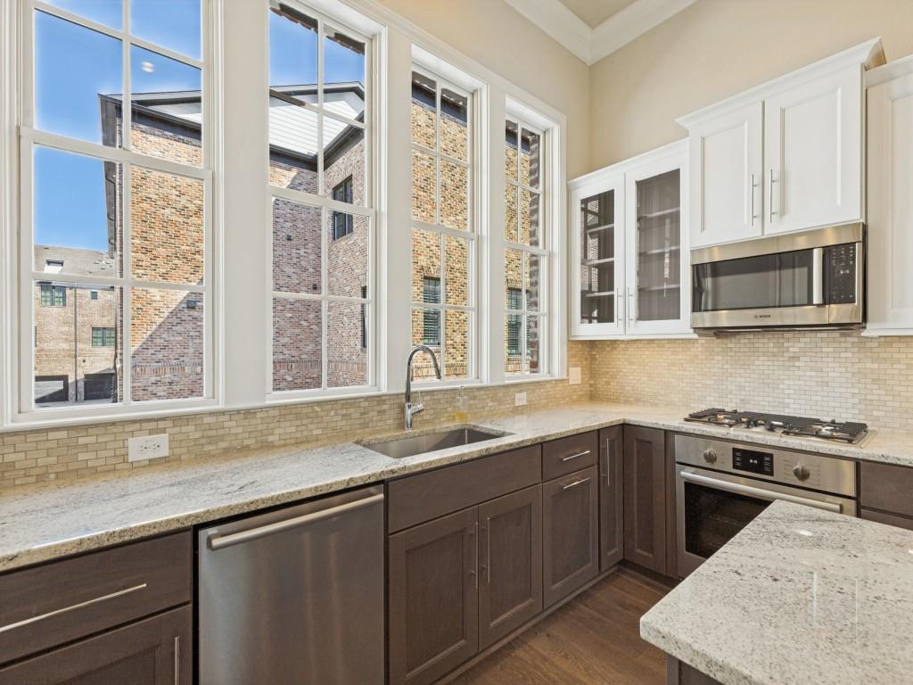 4110 Runyon Road Addison, TX 75001 - Photo 8 of 29 Gallery Image 8