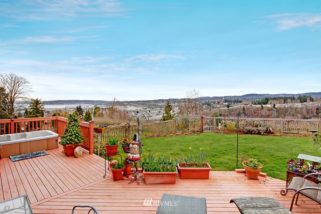 1406 Beacon Way South Renton, WA 98057 - Photo 1 of 1