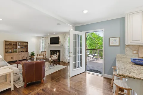 $899,000 | 5802 Vine Ridge Drive, Nashville, TN 37205
