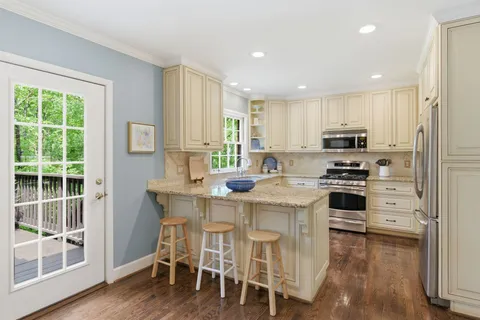 $899,000 | 5802 Vine Ridge Drive, Nashville, TN 37205