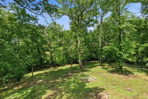 $899,000 | 5802 Vine Ridge Drive, Nashville, TN 37205