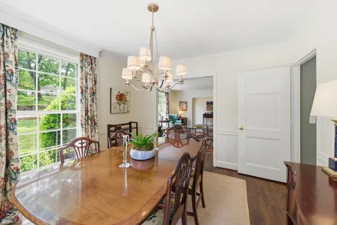 $899,000 | 5802 Vine Ridge Drive, Nashville, TN 37205